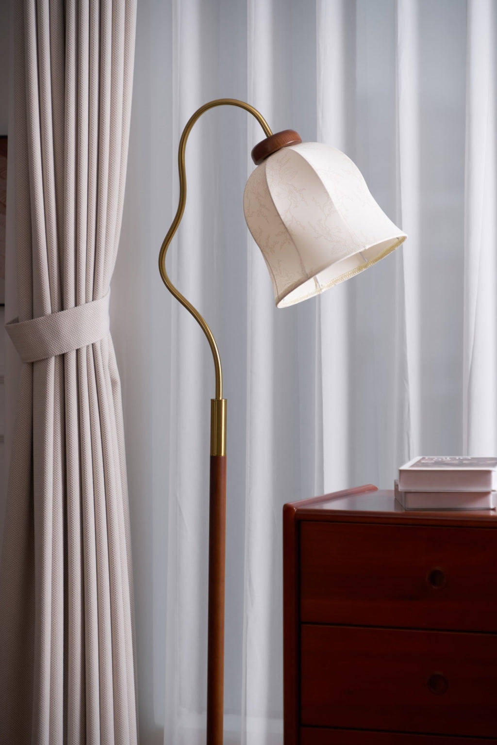 Bellvine Floor Light, Floor Lamp, detail 6