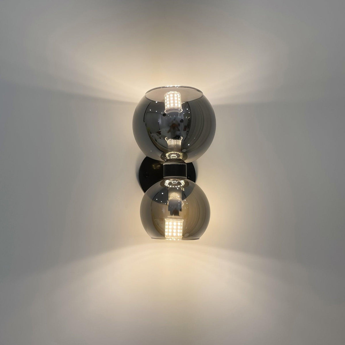 Circular Pearl Sconce, Hardwired Wall Sconce, detail 9
