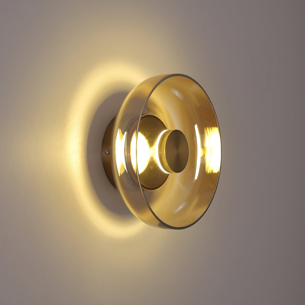 Blossi Wall Light - ∅ 3.9″ x H 9″ Brass, Hardwired Wall Sconce, detail 3