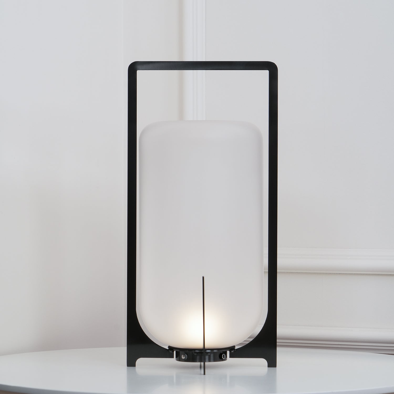 Black Twilight Lantern Table Light - ∅ 7.9″ x H 11″ Stainless Steel, Bedside Table Lamp, detail 4