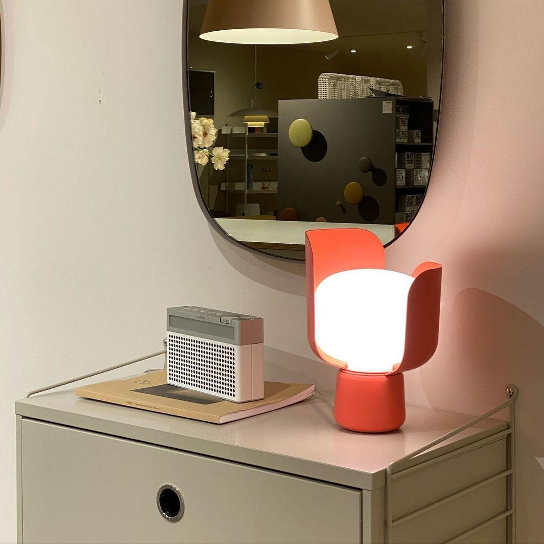 Petals Glass Table Light, Bedside Table Lamp, detail 2