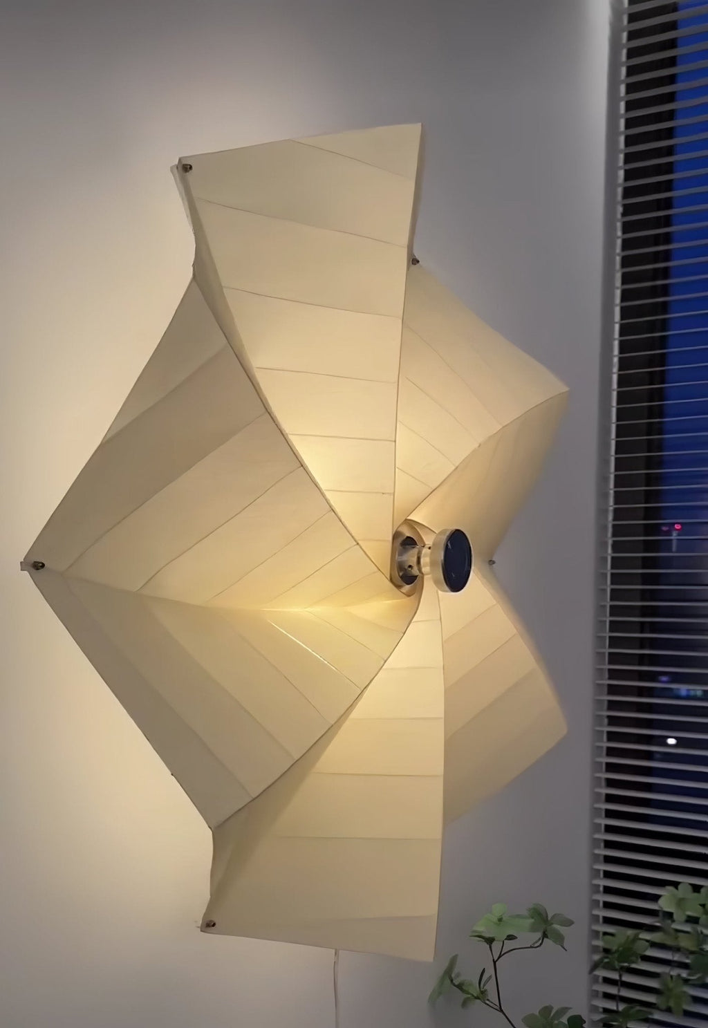 Bloom Petals Wall Light, Hardwired Wall Sconce, detail 10