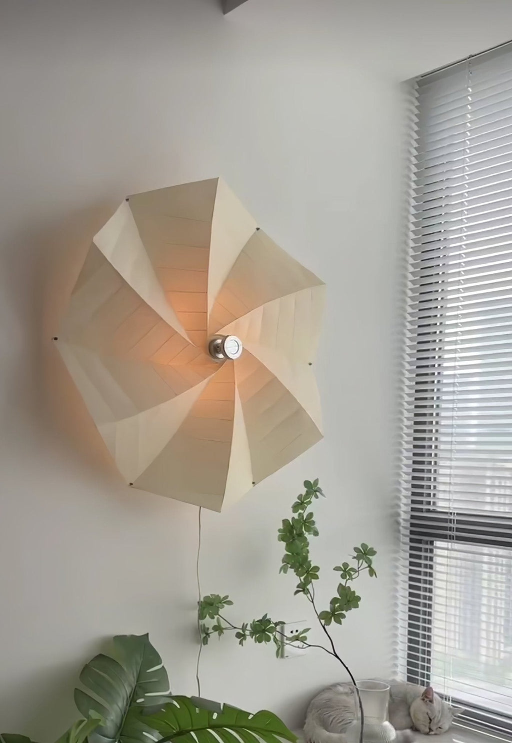 Bloom Petals Wall Light, Hardwired Wall Sconce, detail 16