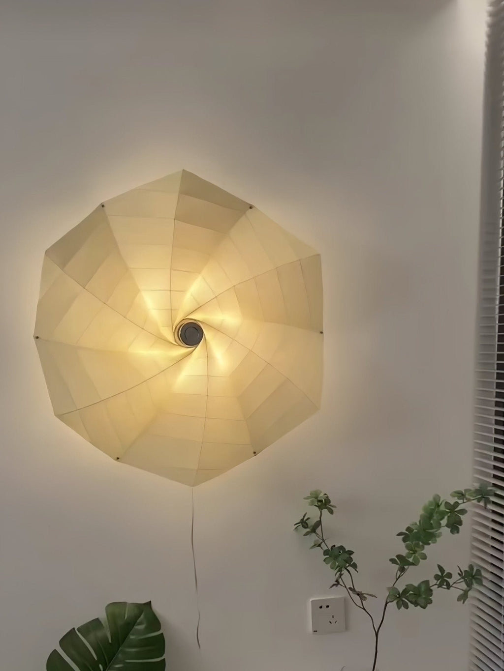 Bloom Petals Wall Light, Hardwired Wall Sconce, detail 12