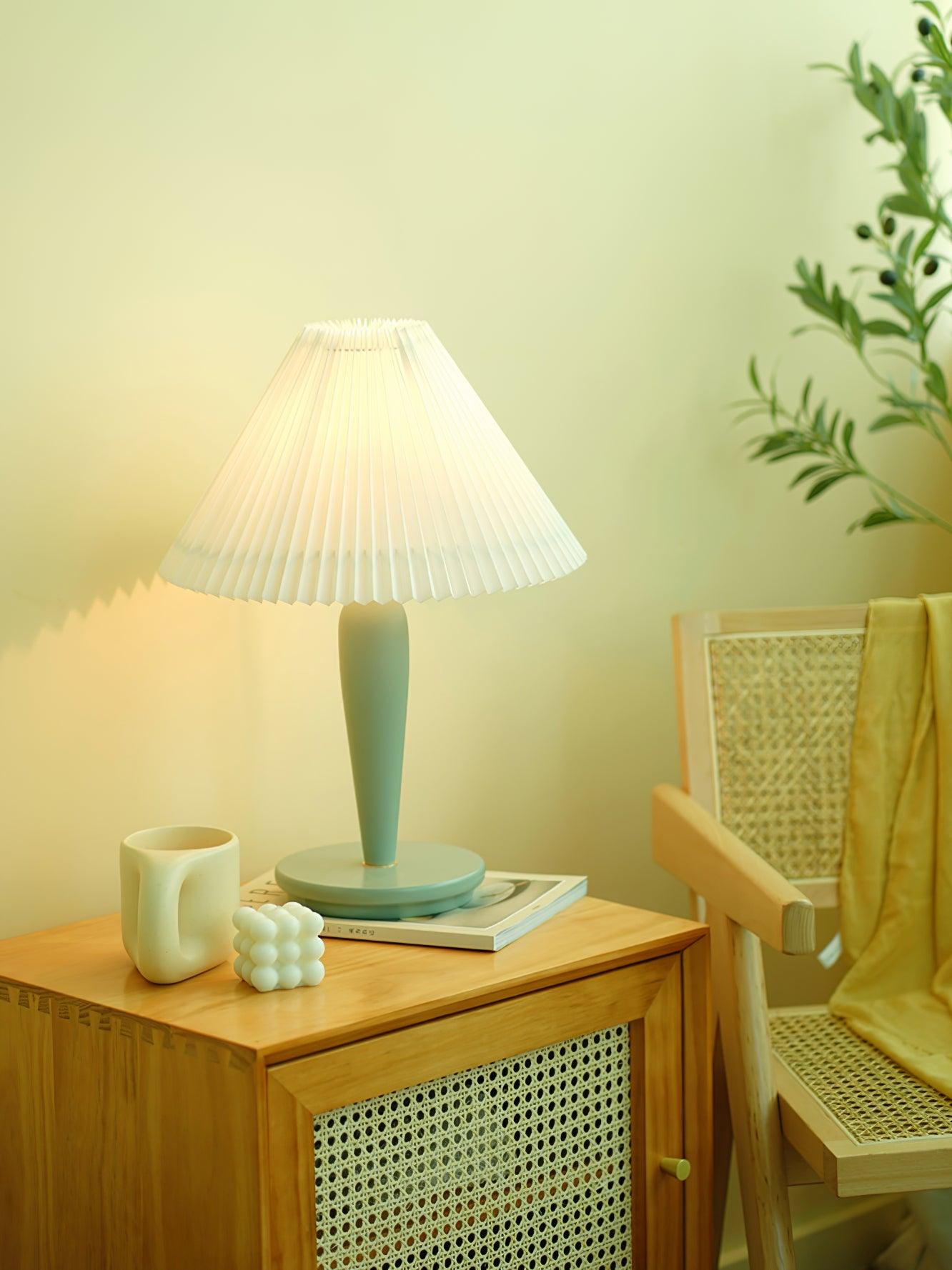 Brentwood Tall Table Light, Bedside Table Lamp, detail 3