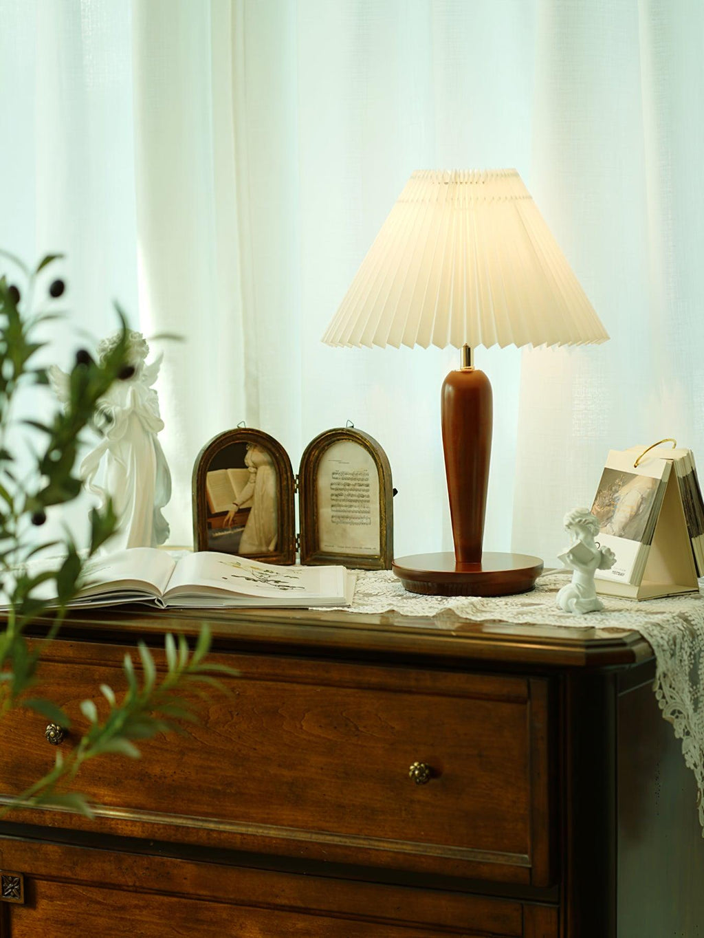 Brentwood Tall Table Light, Bedside Table Lamp, detail 13