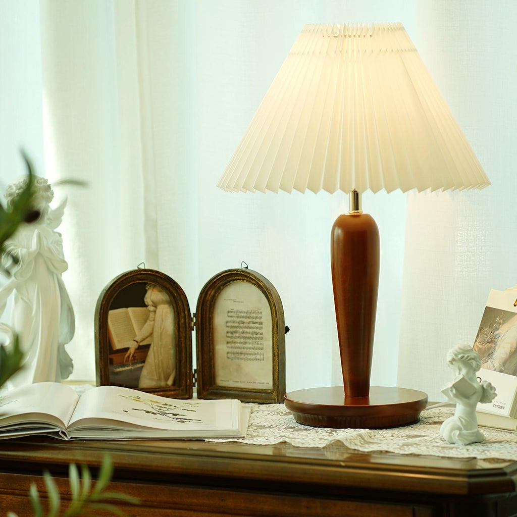 Brentwood Tall Table Light, Bedside Table Lamp, detail 6