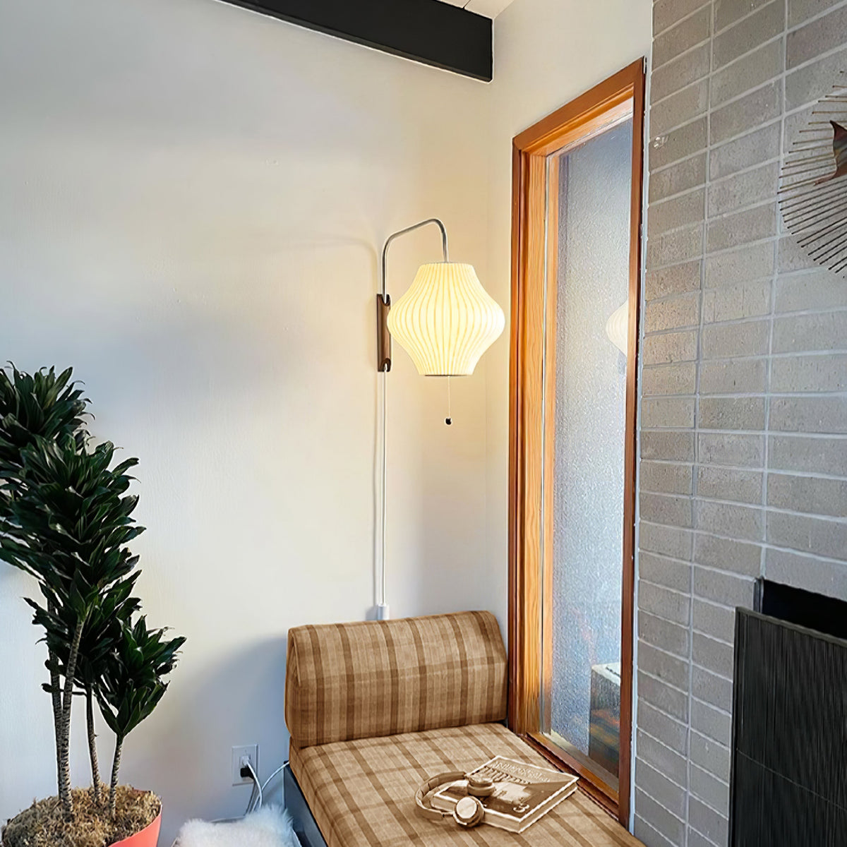 Nelson Bubble Wall Light, Hardwired Wall Sconce, detail 42