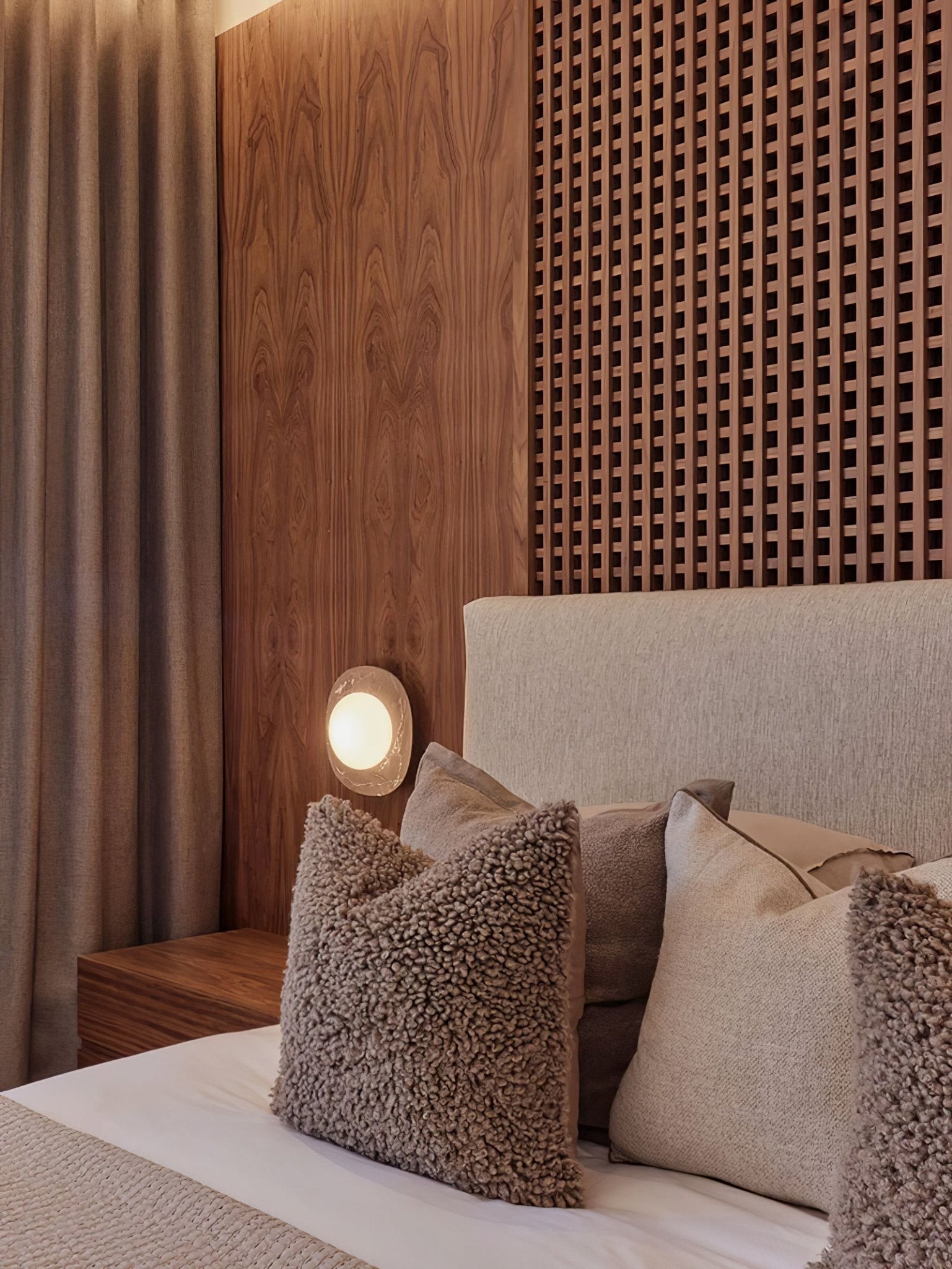 Carrara Cusp Wall Light, Hardwired Wall Sconce, detail 12