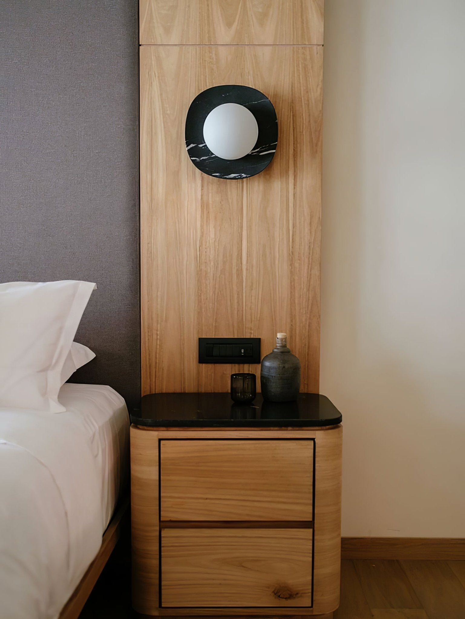 Carrara Cusp Wall Light, Hardwired Wall Sconce, detail 21