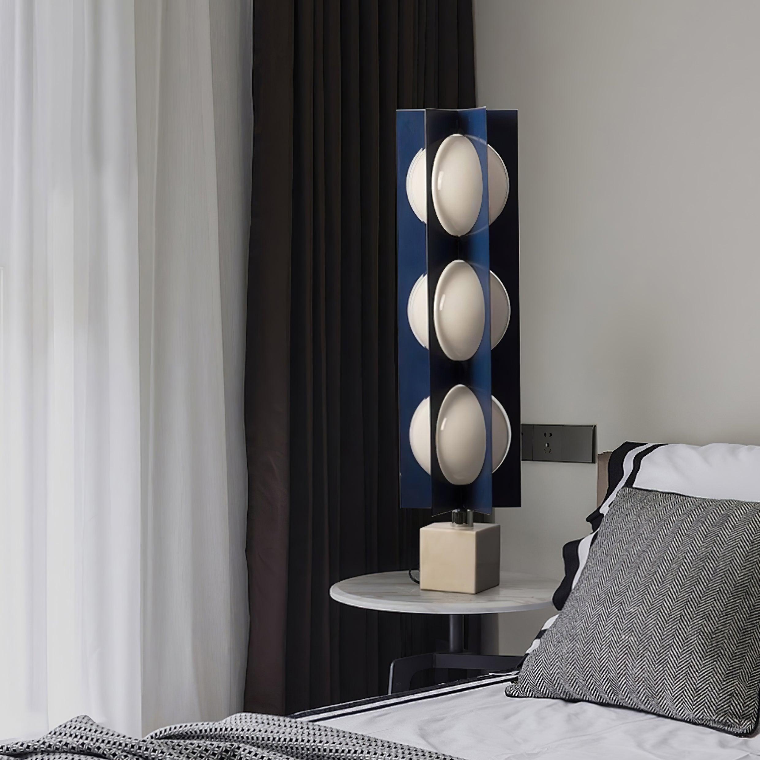 Cascade Tower Floor Light, Floor Lamp, detail 4