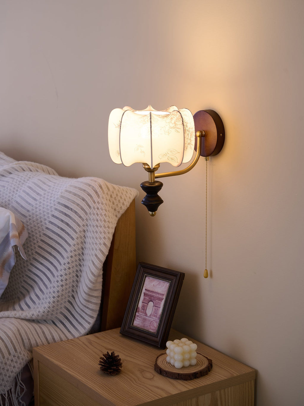 Clarendon Wall Light, Hardwired Wall Sconce, detail 15