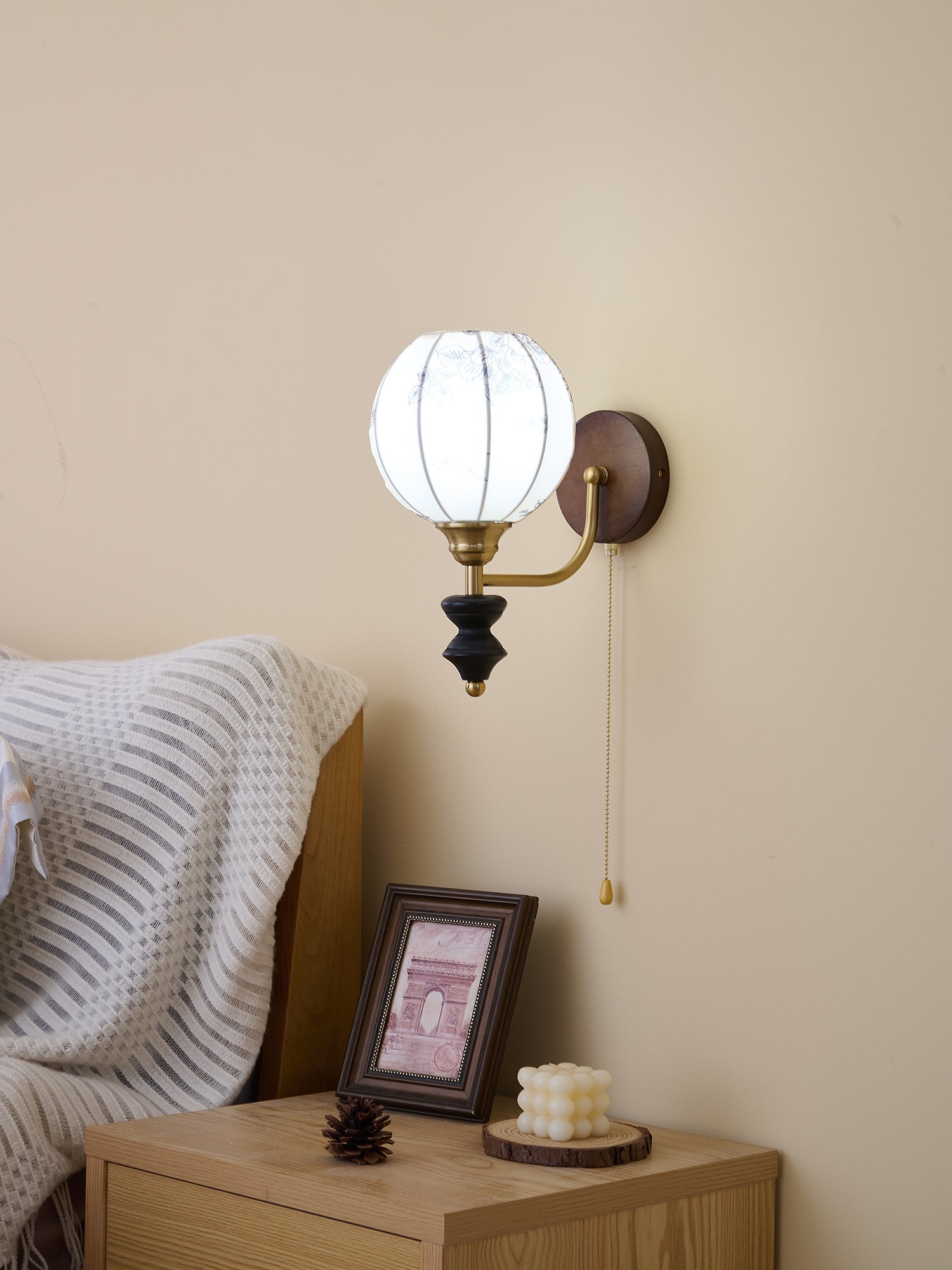 Clarendon Wall Light, Hardwired Wall Sconce, detail 31