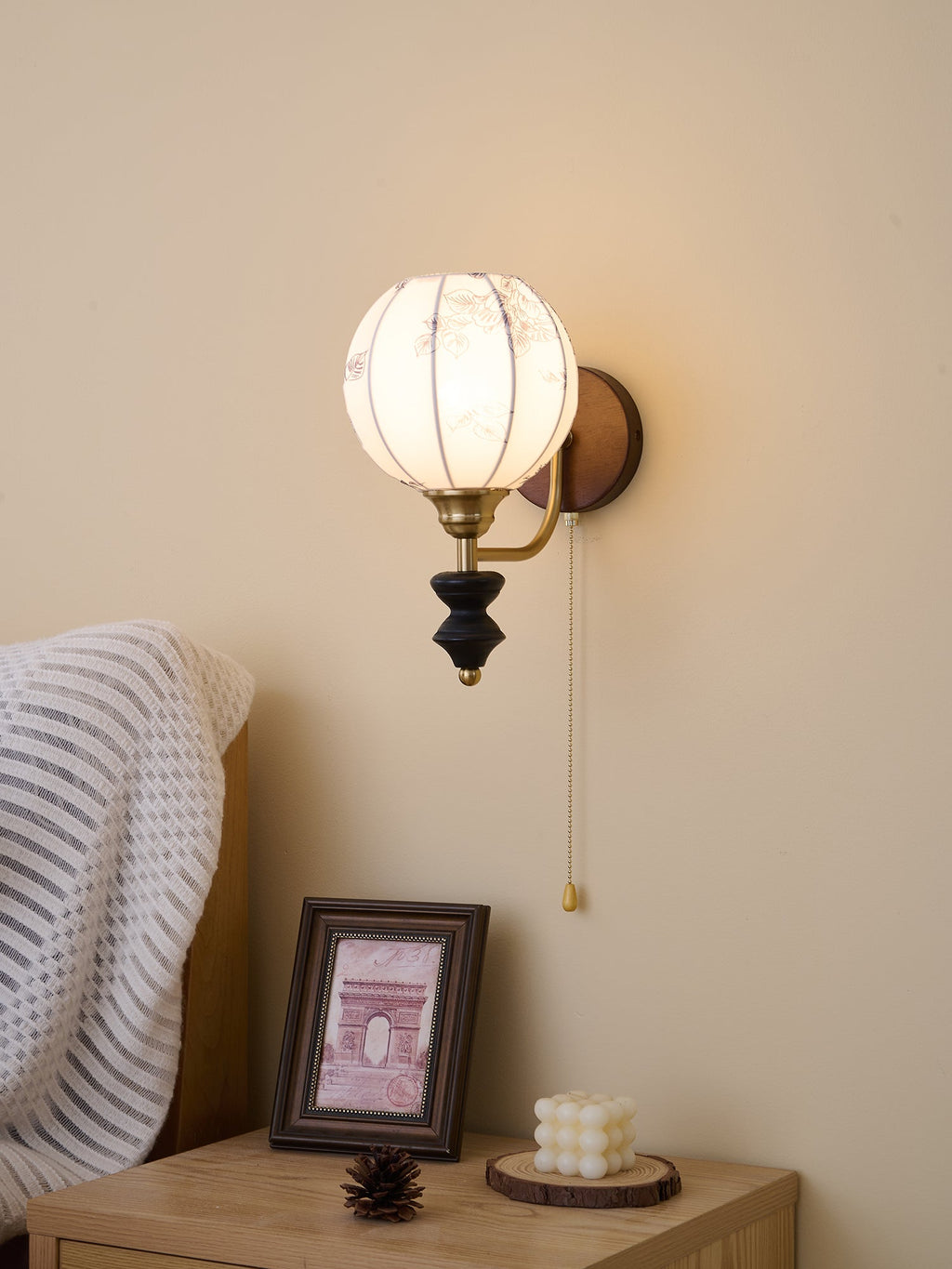 Clarendon Wall Light, Hardwired Wall Sconce, detail 34