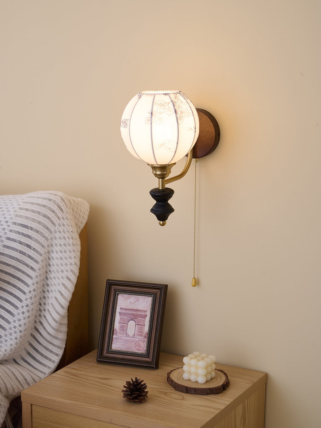 Clarendon Wall Light, Hardwired Wall Sconce, detail 39