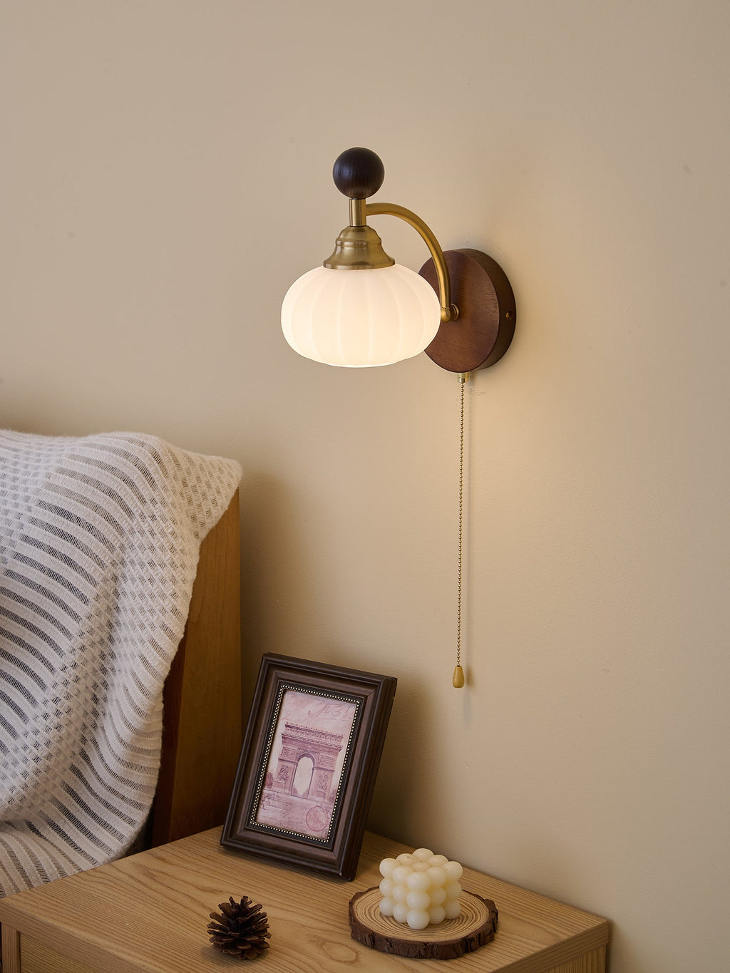 Clarendon Wall Light, Hardwired Wall Sconce, detail 51