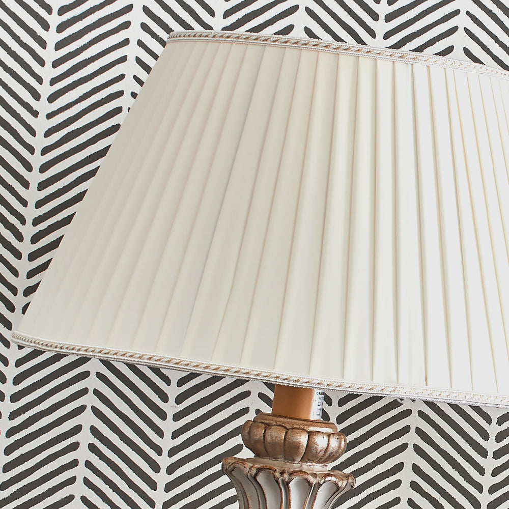Timeless Italian Designer Table Light 2, Bedside Table Lamp, detail 2