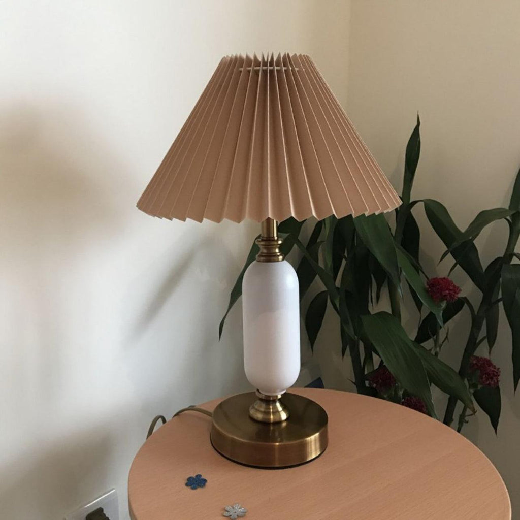 Timeless Antique Table Light, Bedside Table Lamp, detail 4