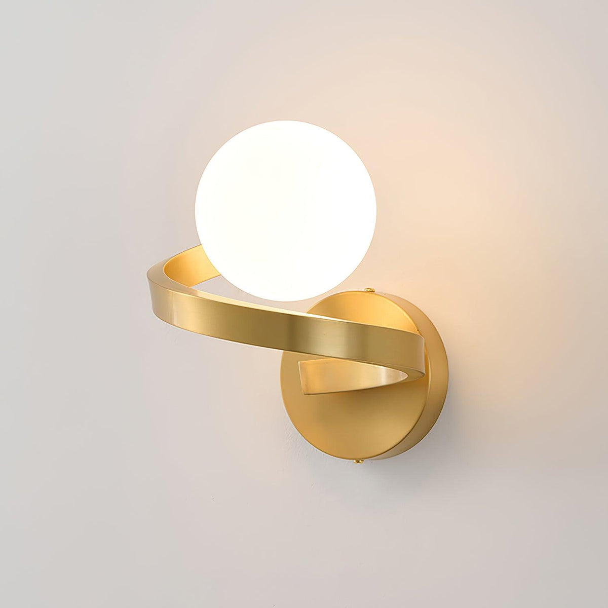 Curved Brass Wall Light, Hardwired Wall Sconce, Dia 15cm x W 18cm x H 20cm