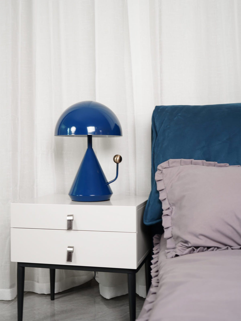 Dali Divina Desk Light, Bedside Table Lamp, detail 10