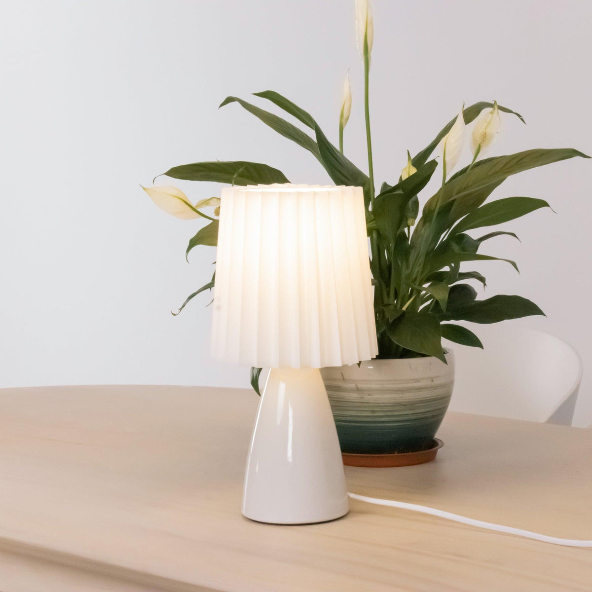 Delilah Table Light, Bedside Table Lamp, detail 6