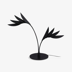 Double Leaf table lamp with iron leaf-shaped design