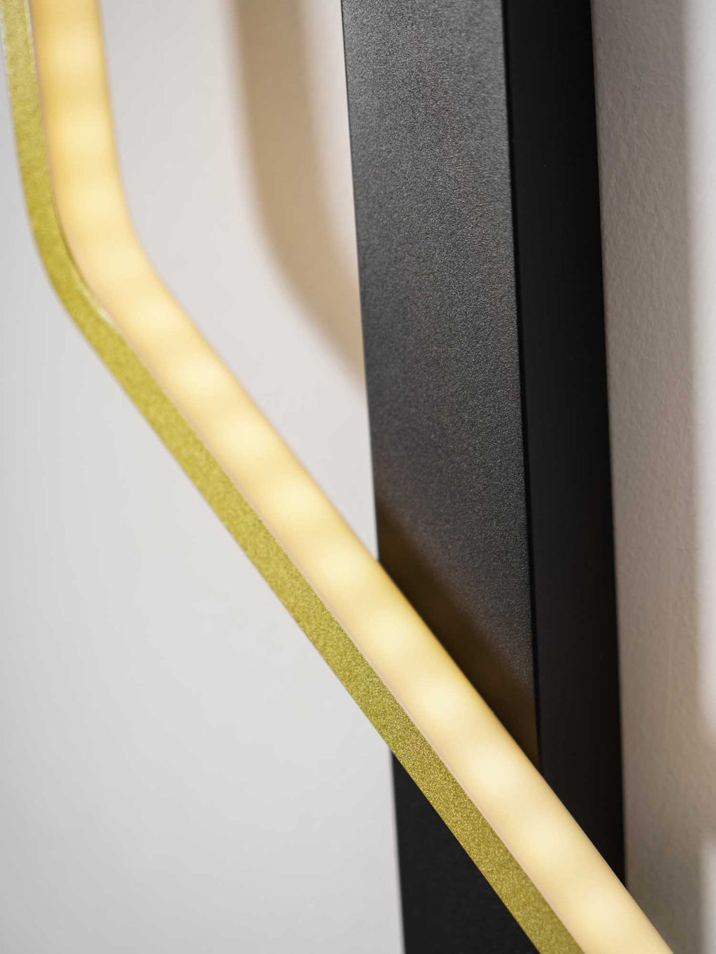 Echelon Rechargeable Wall Light, Bedroom Wall Sconce, detail 11