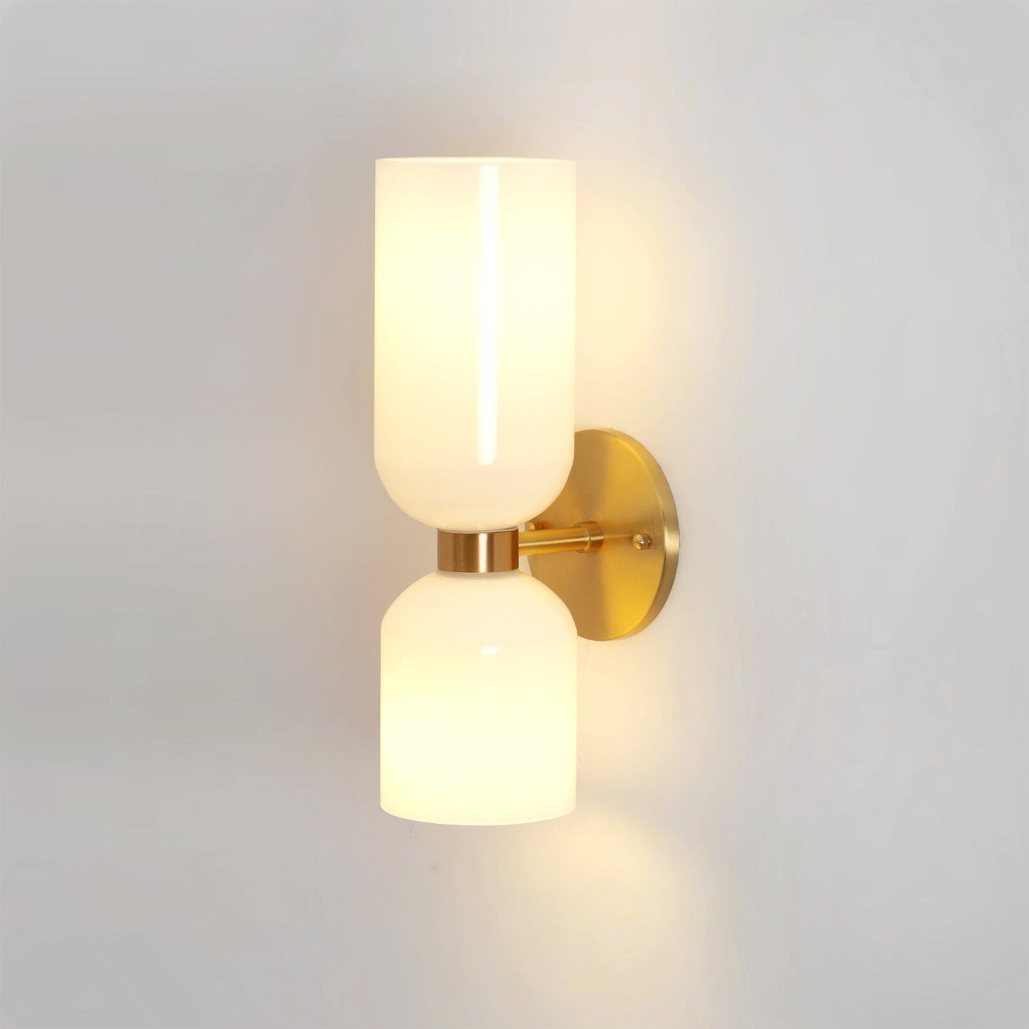 Edie Wall Light - Dia 12cm x H 35cm Brass, Hardwired Wall Sconce