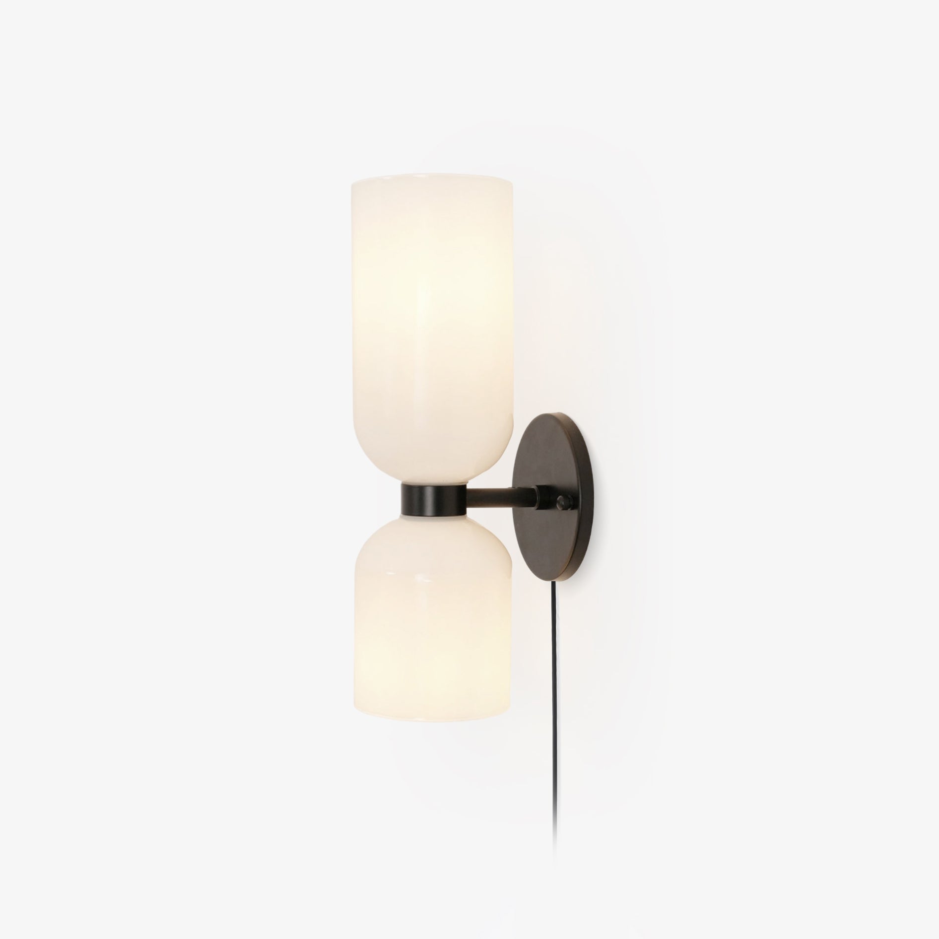 Edie Plug-In Wall Light, Plug-In Wall Sconce, Brass, Φ 4.7 X H 13.8