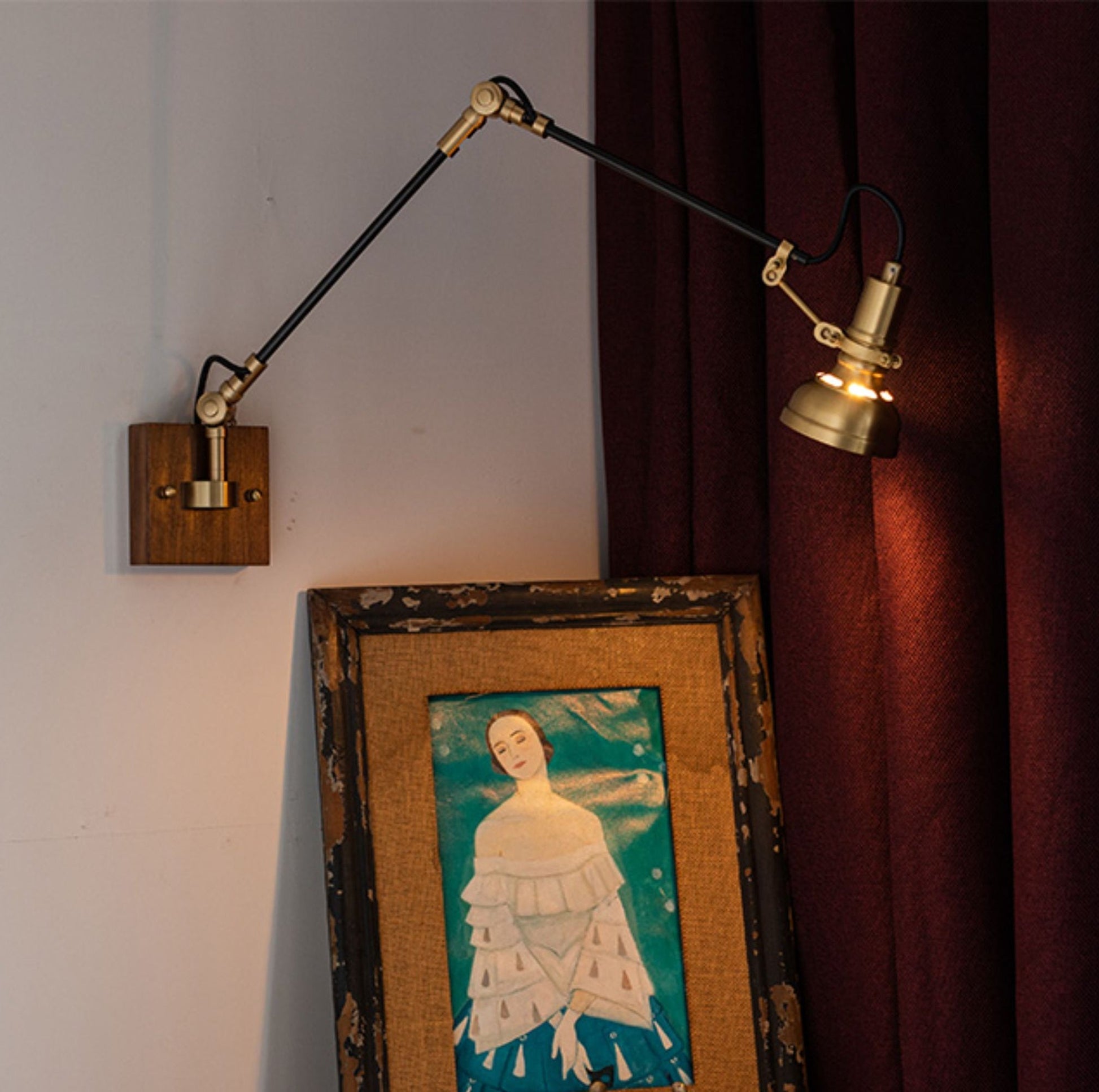 Elowen Wood Wall Light, Hardwired Wall Sconce, detail 4