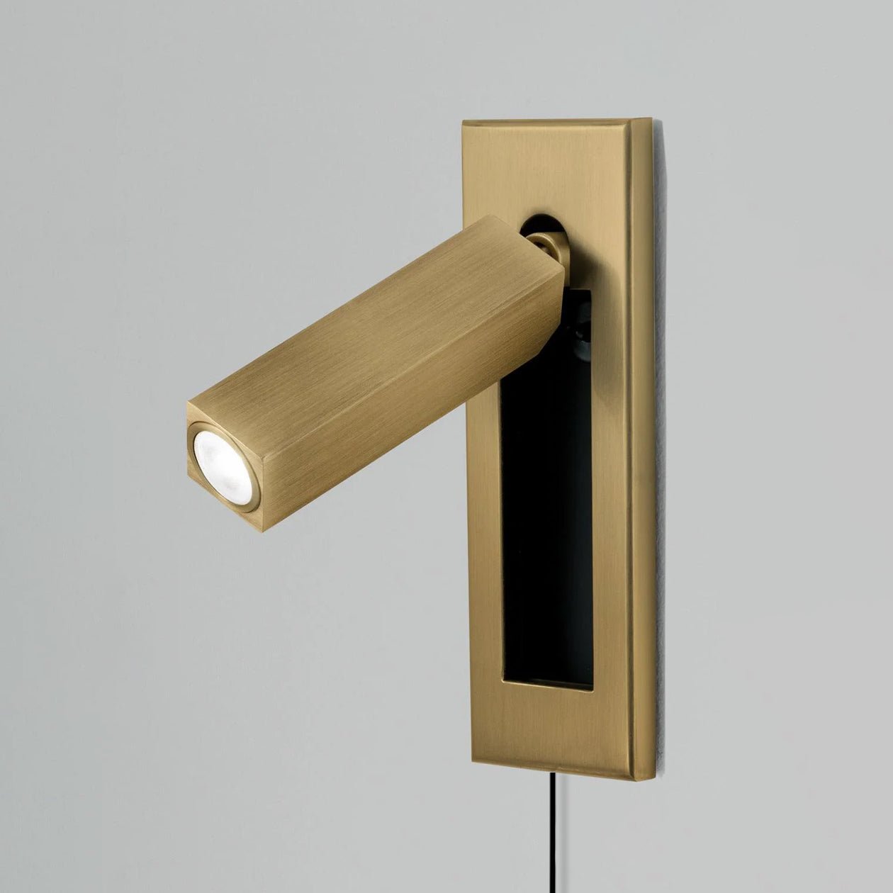 Embedded Bedside Plug-in Wall Light, Plug-In Wall Sconce, detail 3