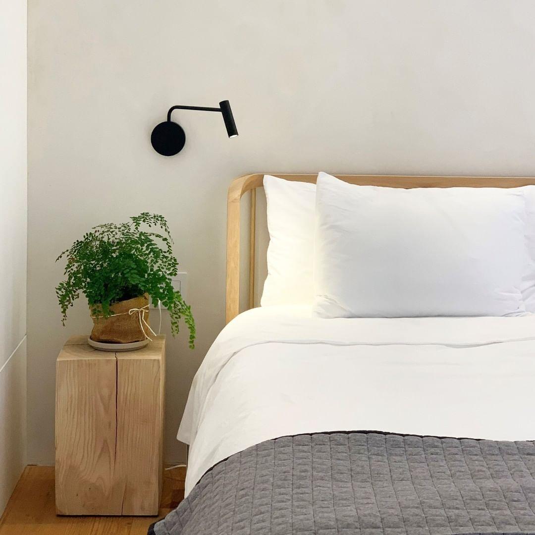 Clean-Lined Disc LED Wall Light, Hardwired Wall Sconce, detail 3