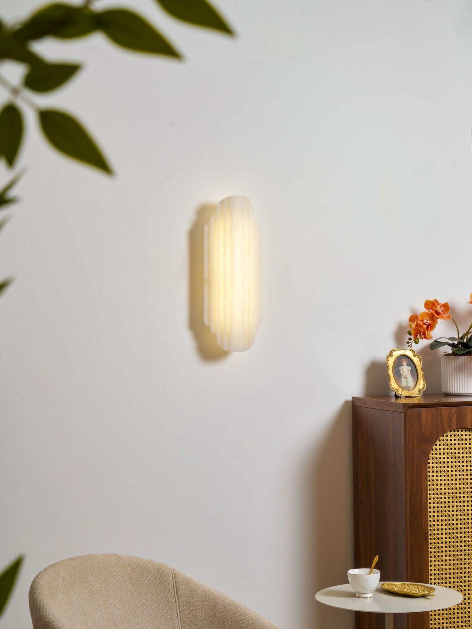 Estelle Alabaster Wall Light, Hardwired Wall Sconce, detail 19