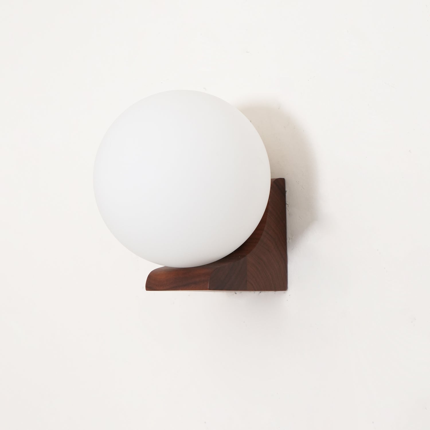 Evelyn Orb Wall Light, Hardwired Wall Sconce, detail 7