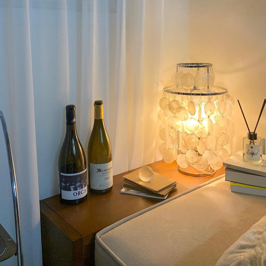 Circular Shell Table Light, Bedside Table Lamp, detail 4