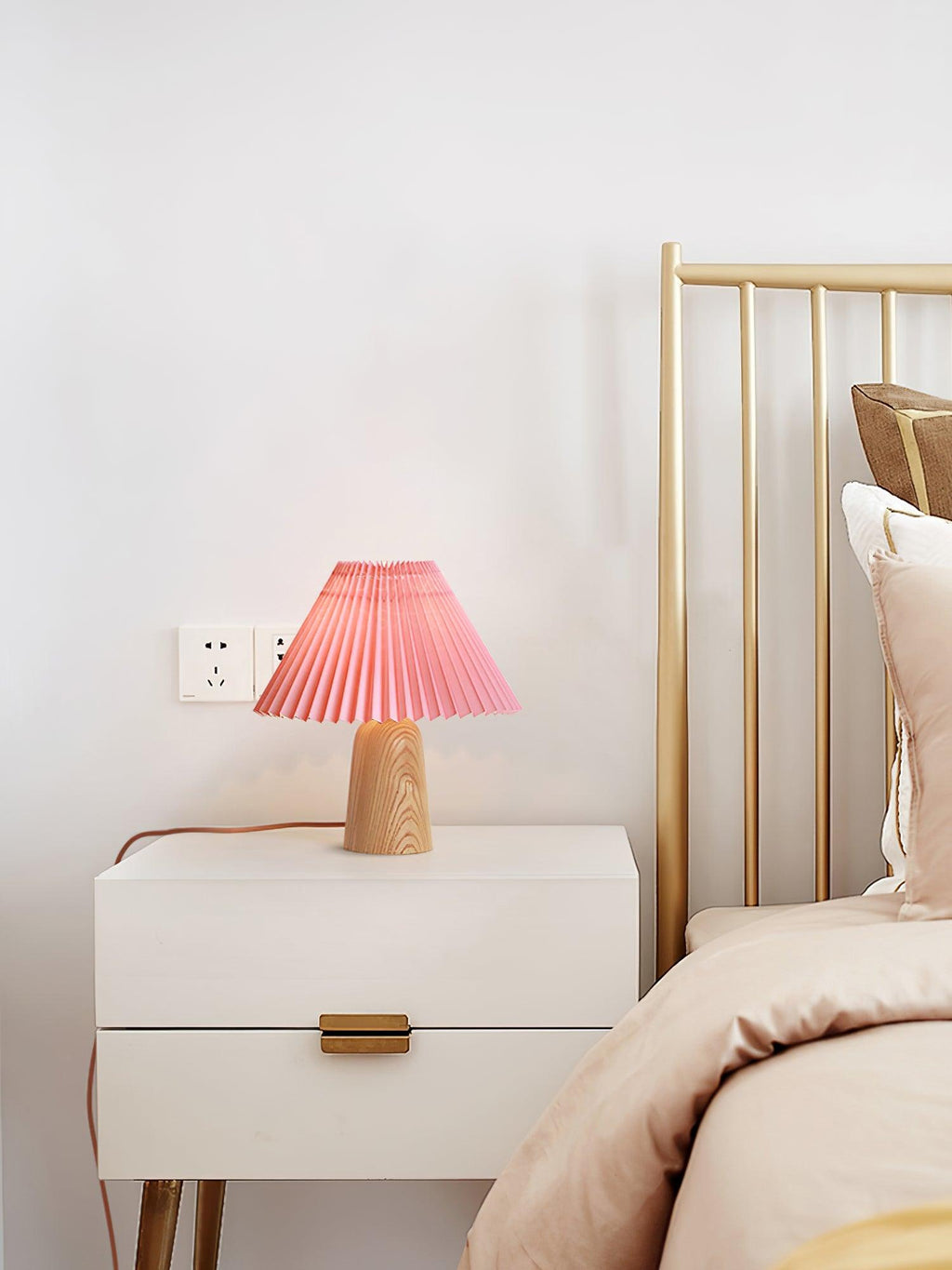 Facet Table Light, Bedside Table Lamp, detail 10