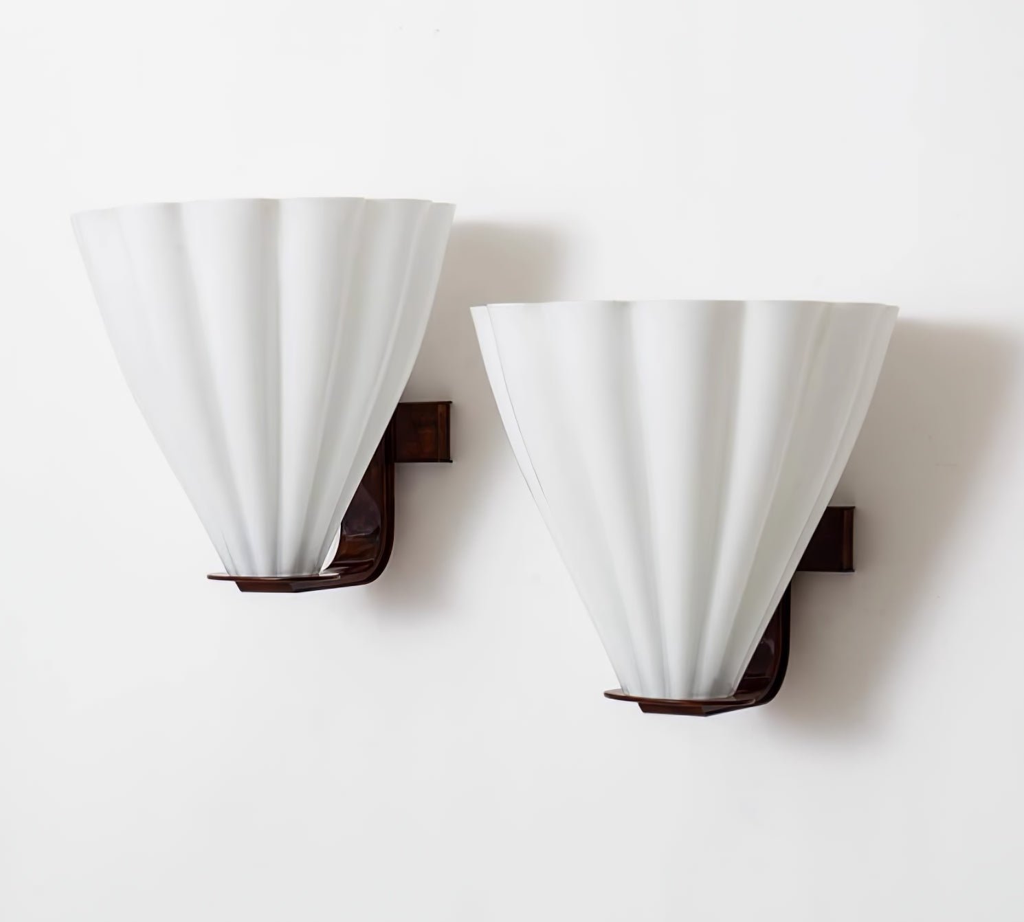 Fan Shaped Glass Wall Light, Hardwired Wall Sconce, detail 9