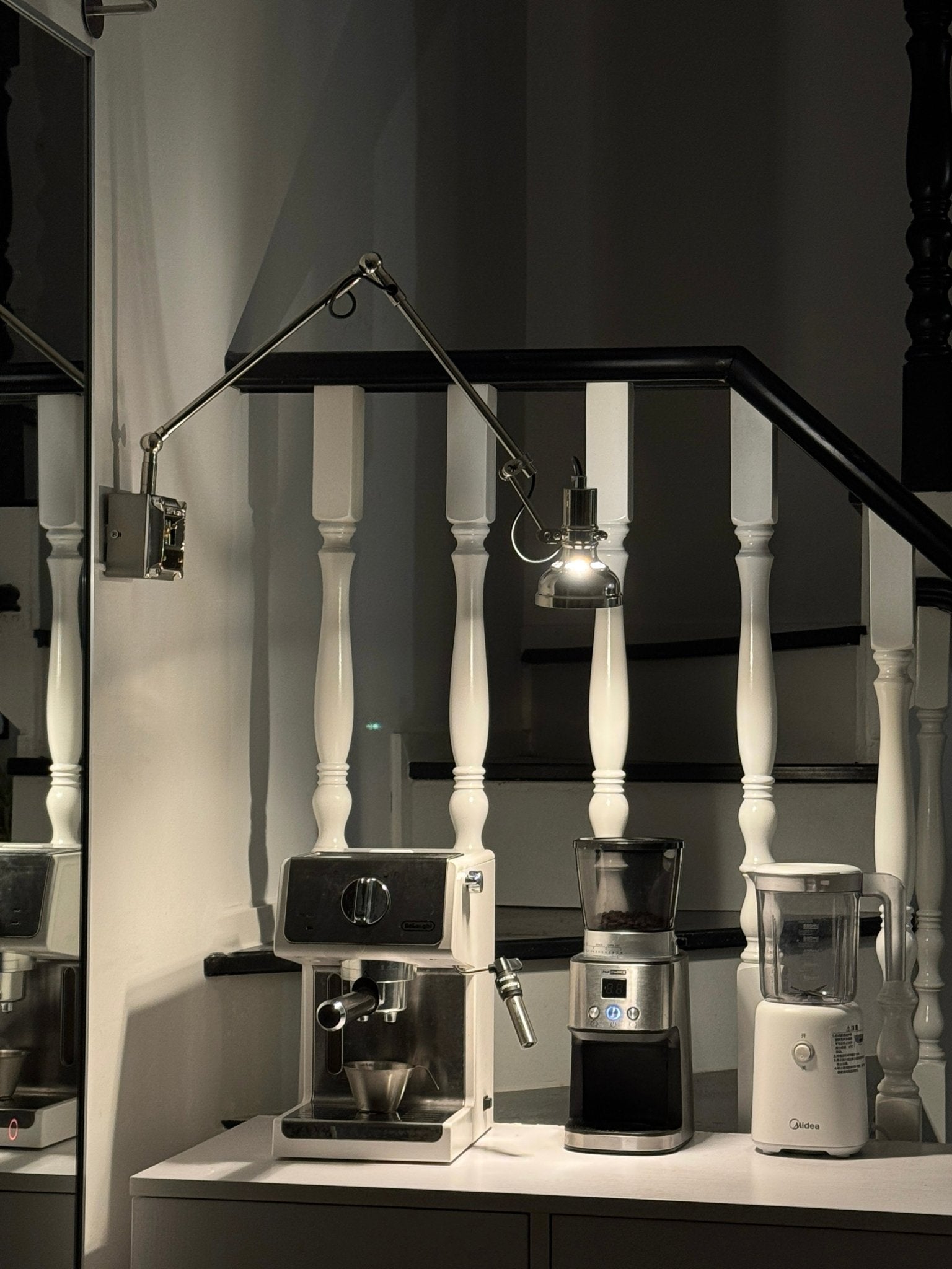 Flex Arm Wall Light, Hardwired Wall Sconce, detail 10
