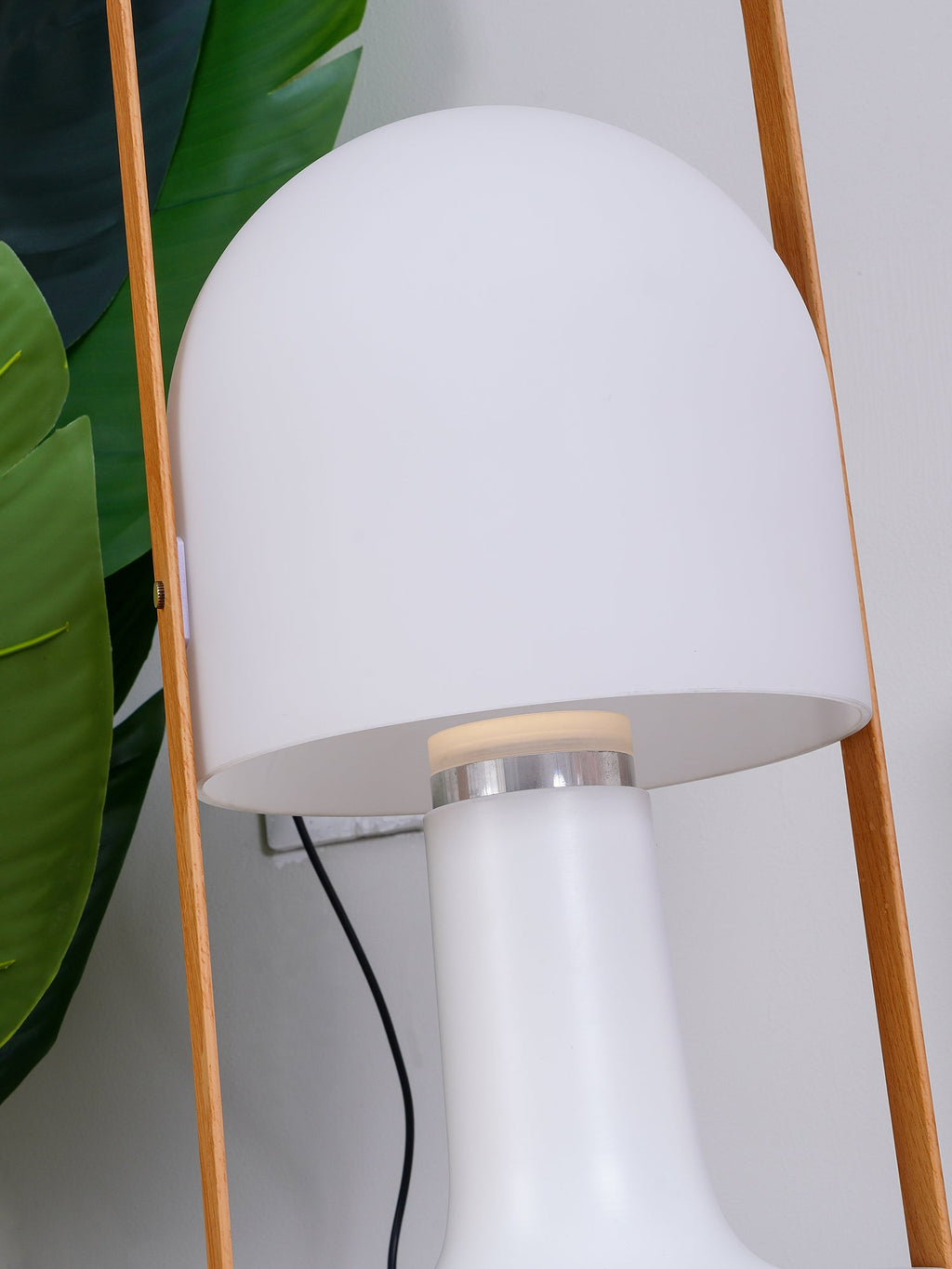 Portable Glass Charging Table Light, Bedside Table Lamp, detail 15