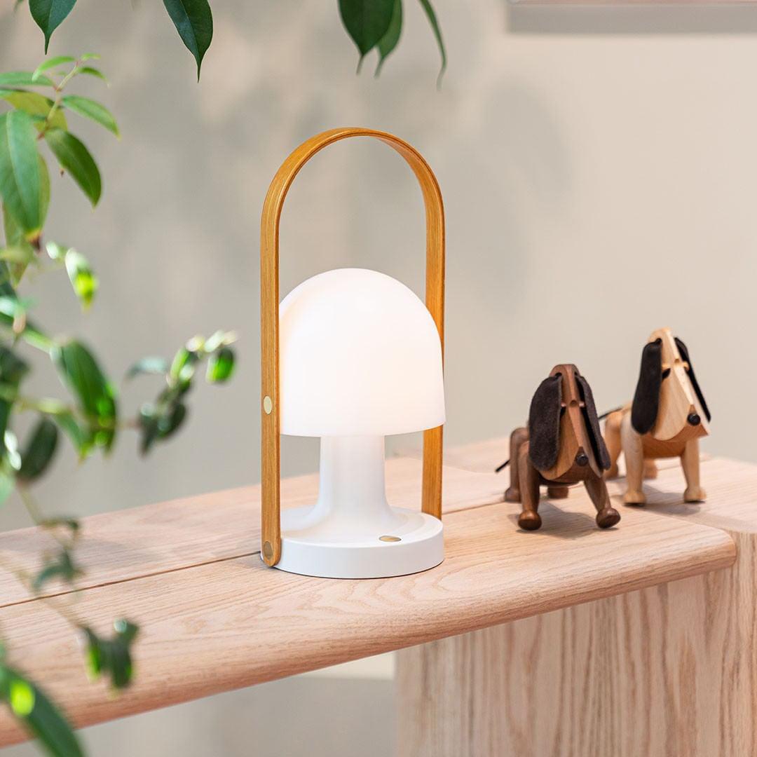 Portable Glass Charging Table Light, Bedside Table Lamp, detail 2