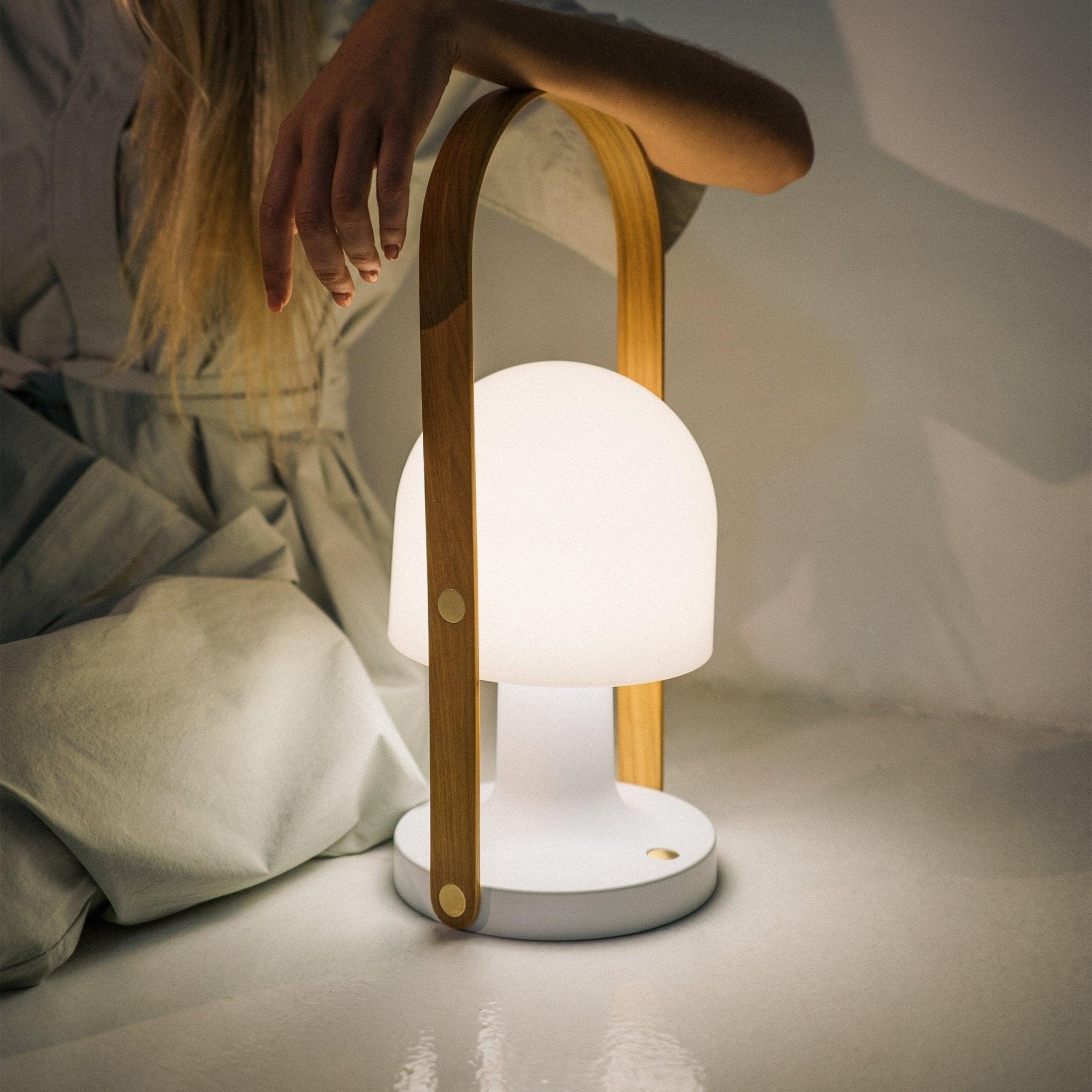 Follow Me Table Light, Bedside Table Lamp, detail 4