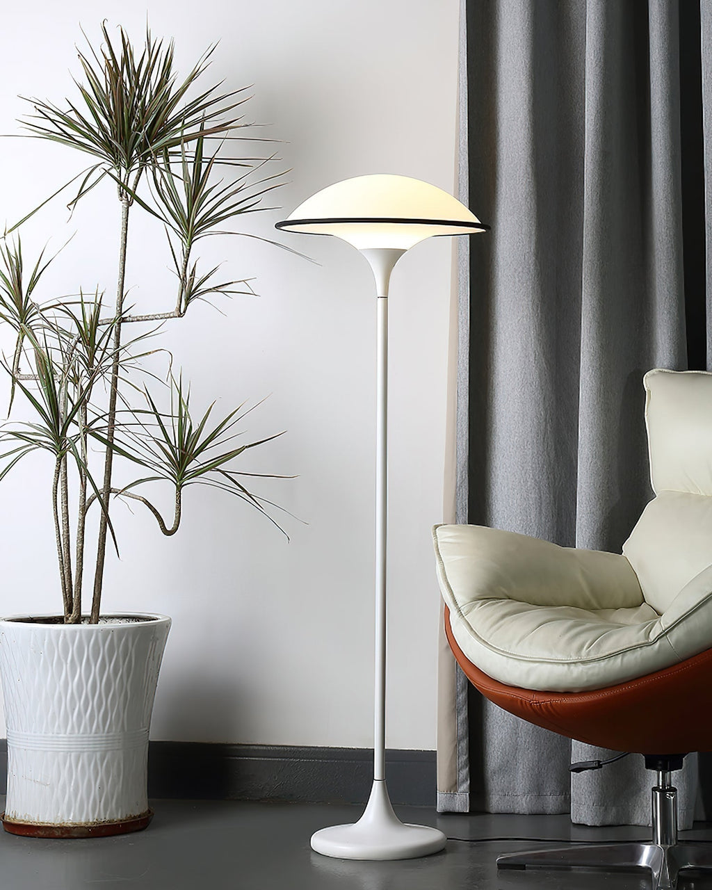 Fontana Floor Light, Floor Lamp, detail 3