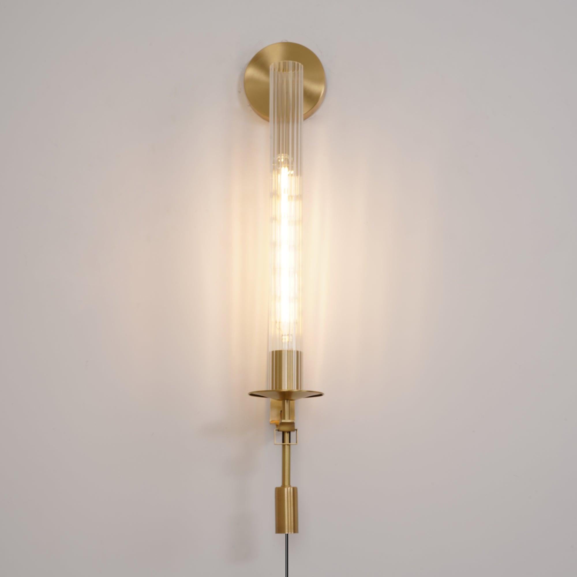 French Classicism Plug-In Wall Light, Plug-In Wall Sconce, detail 6