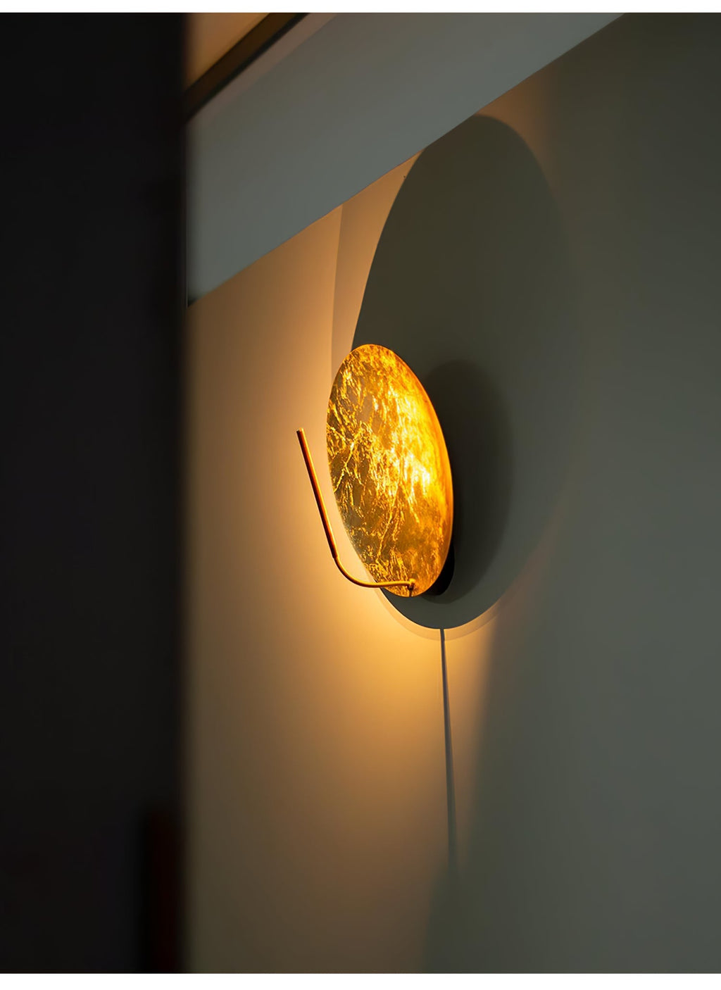 Golden Aura Wall Light, Hardwired Wall Sconce, detail 2