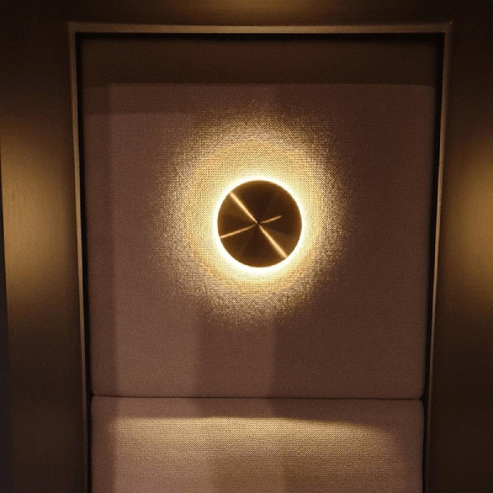 Gossa Wall Light - ∅ 11″ Brass, Hardwired Wall Sconce, detail 6