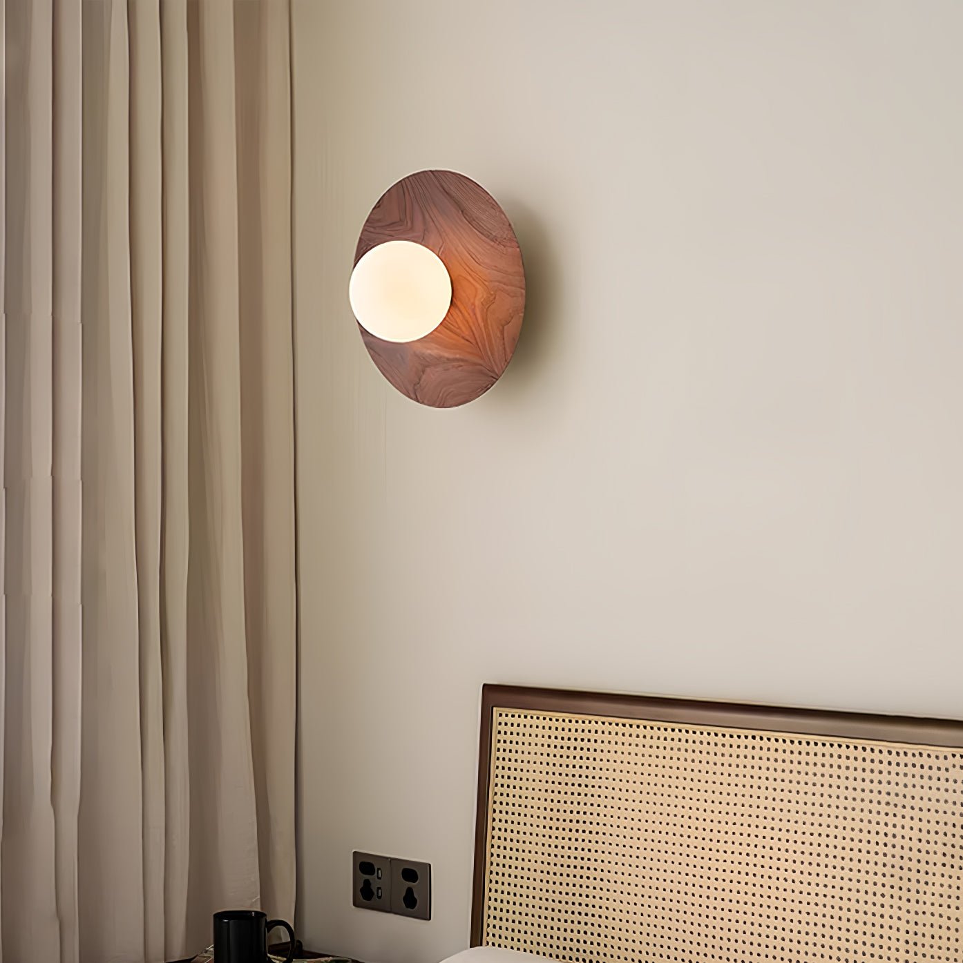 Harmonia Wooden Wall Light, Hardwired Wall Sconce, detail 3