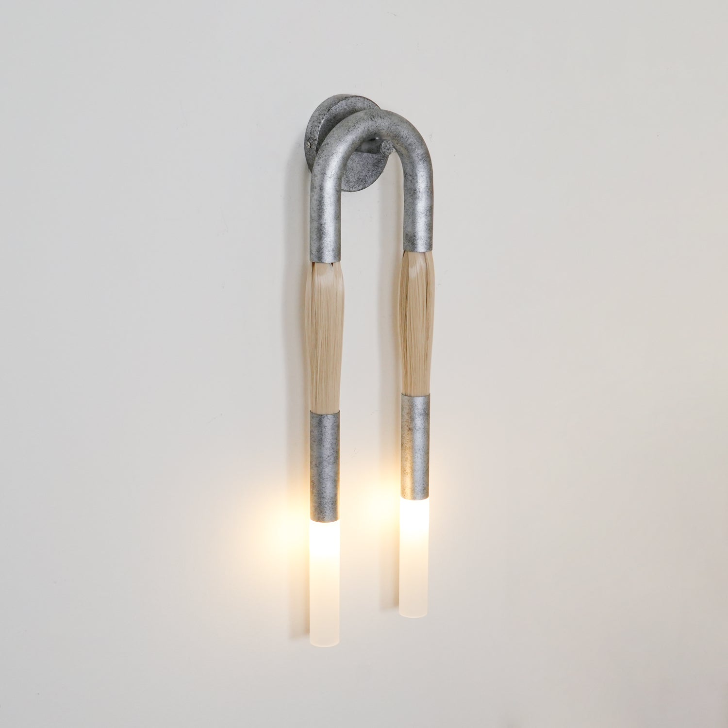Horsehair Wall Light - Dia 18cm x H 67cm Iron, Hardwired Wall Sconce, detail 4