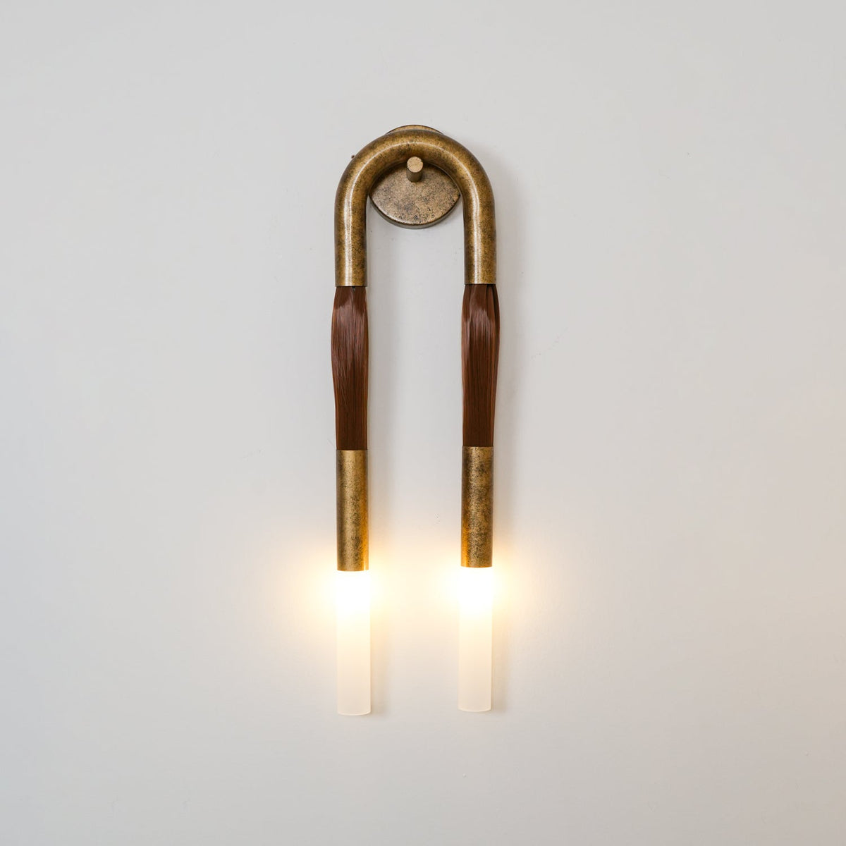 Horsehair Wall Light - Dia 18cm x H 67cm Iron, Hardwired Wall Sconce