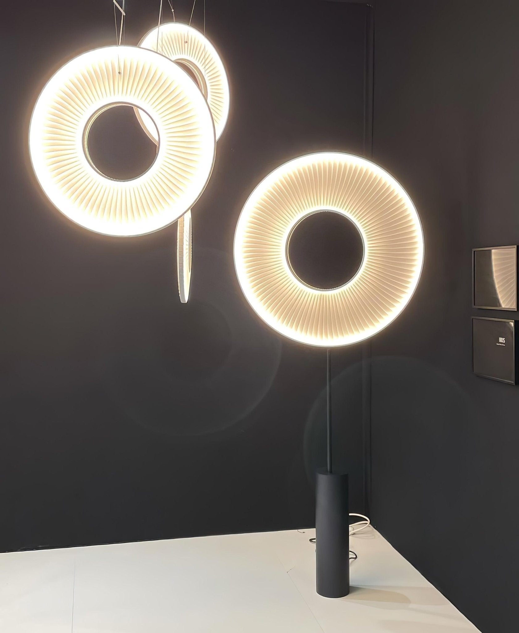 Iris Totem Floor Light, Floor Lamp, detail 22
