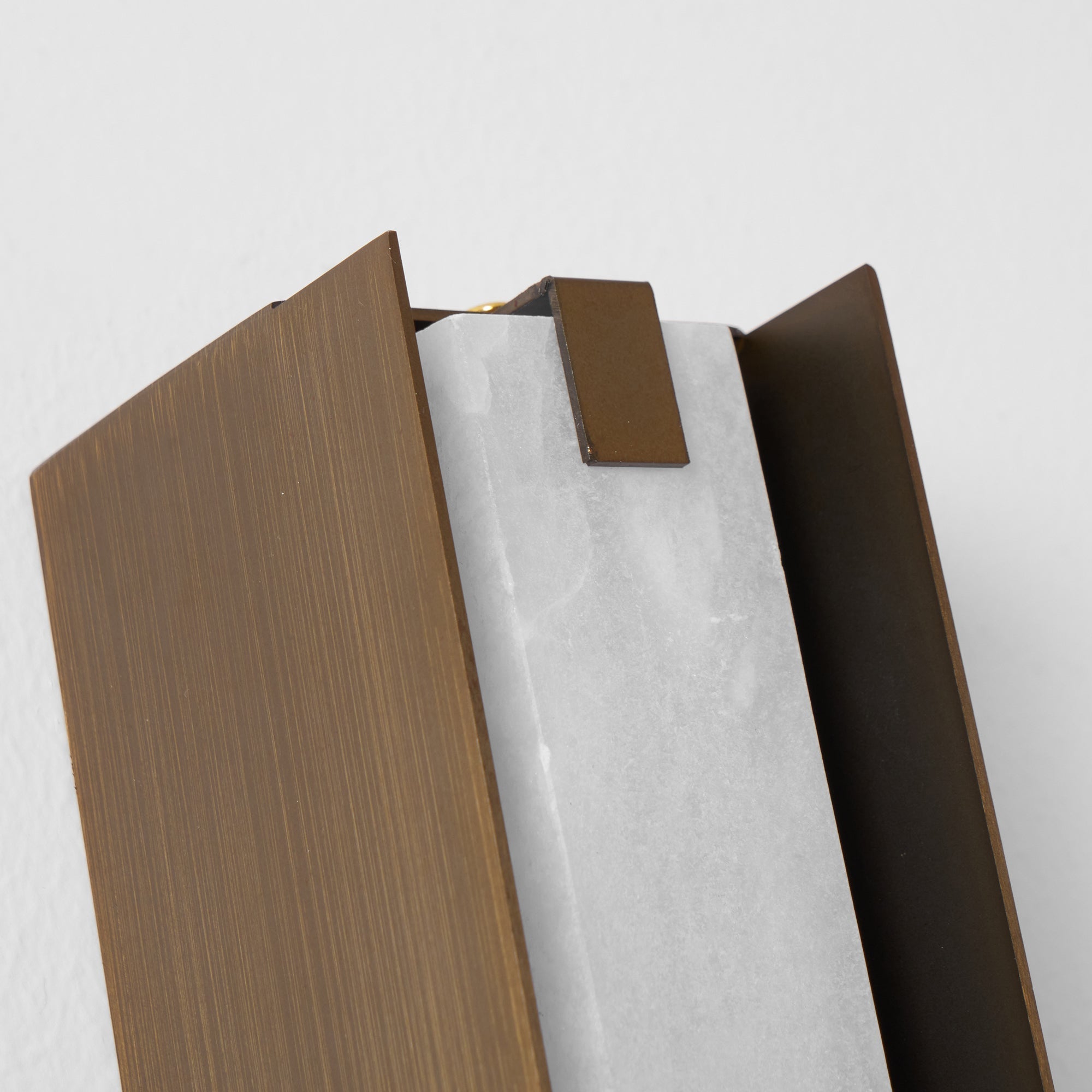 Isolde Alabaster Wall Light, Hardwired Wall Sconce, detail 34